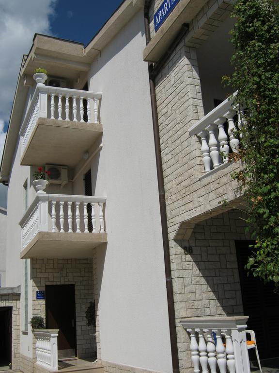 Apartments Nestor Трибунь Экстерьер фото