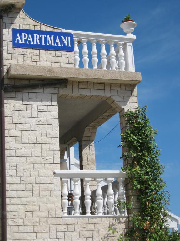 Apartments Nestor Трибунь Экстерьер фото