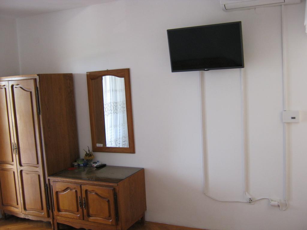 Apartments Nestor Трибунь Экстерьер фото