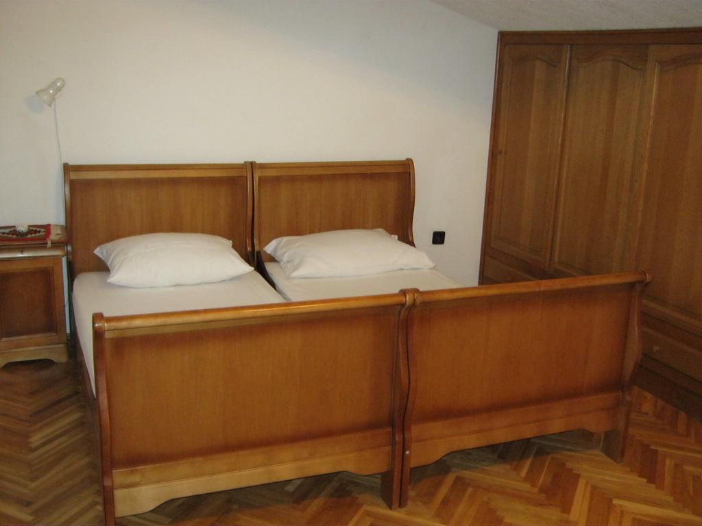 Apartments Nestor Трибунь Экстерьер фото